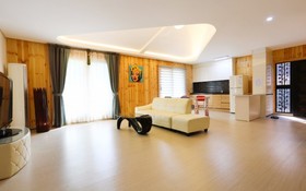 Namyangju Season Five Pension