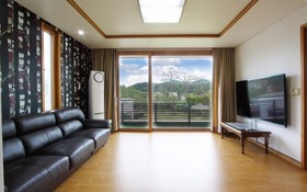 Namyangju Tannenbaum Pension