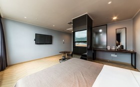 Namyangju W Hotel Hopyeong Branch