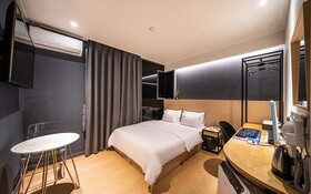 Osan Hotel Raum
