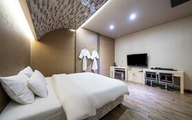 Elysia Hotel Pyeongtaek