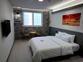 Hi&Hotel