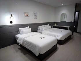 Hi&Hotel