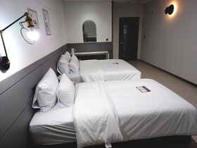 Hi&Hotel