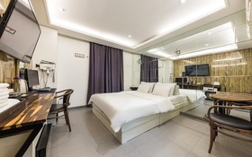 Hotel Raum