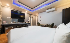 Pyeongtaek Gallery Hotel