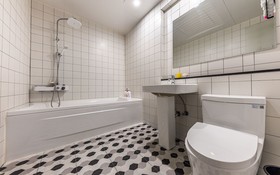Pyeongtaek Gallery Hotel