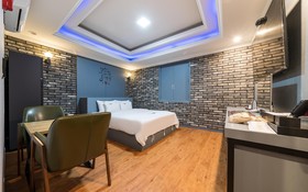 Pyeongtaek Gallery Hotel