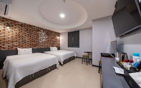 Pyeongtaek Gallery Hotel
