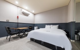 Pyeongtaek Gallery Hotel