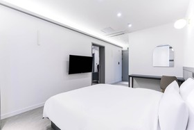 Pyeongtaek Godeok Richstay Hotel