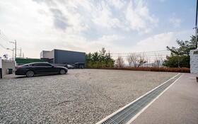 Pyeongtaek La Seine Tourist Hotel