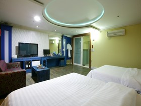 Hotel Head-One
