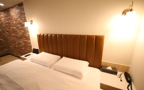 25 Hotel