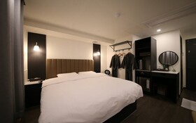 25 Hotel