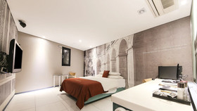 Hotel On