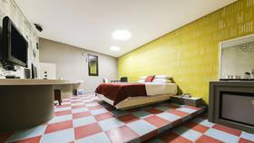 Hotel On