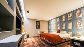 Hotel On
