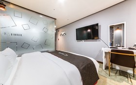 K Plus Hotel