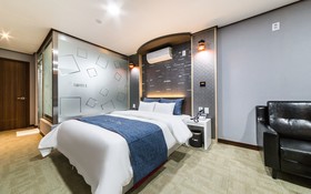 K Plus Hotel