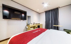K Plus Hotel