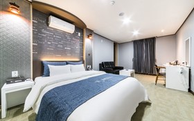 K Plus Hotel