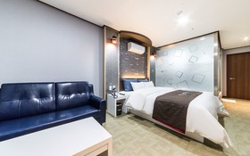 K Plus Hotel