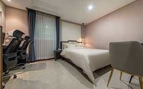 Yangju Latte Drive In Hotel
