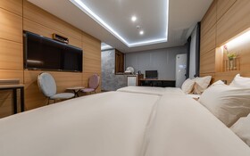 Yangju Latte Drive In Hotel
