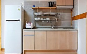 Yangju Solnaeum Hanok Pension