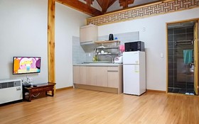 Yangju Solnaeum Hanok Pension