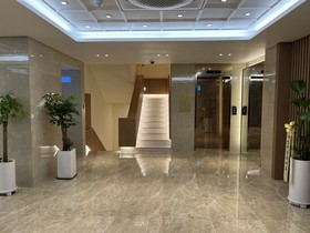Daisy Hotel