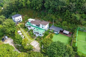 Vivaldi White House in Vally