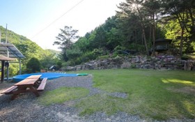 Yangpyeong Adeulbawi Pension