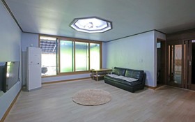 Yangpyeong Adeulbawi Pension