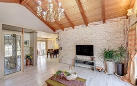 Yangpyeong Cezanne Gallery Pension