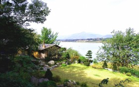 Yangpyeong Dalbichi Meomuneunjip