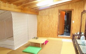 Yangpyeong Dalbichi Meomuneunjip