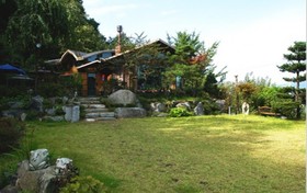 Yangpyeong Dalbichi Meomuneunjip