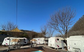 Yangpyeong Flower Caravan Pension