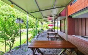 Yangpyeong Flower Caravan Pension