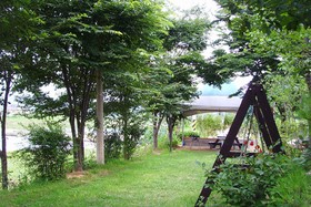 Yangpyeong Hayandohwaji Pension