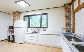 Yangpyeong Mountain Yard Pension