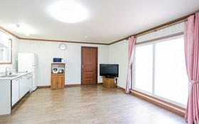 Yangpyeong Mountain Yard Pension