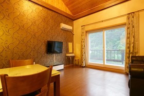 Yangpyeong Oettonjip Pension