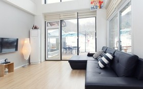 Yangpyeong Pension ABC Pool Villa