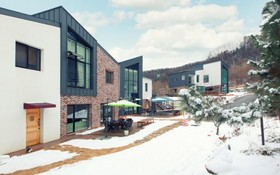 Yangpyeong Pension ABC Pool Villa