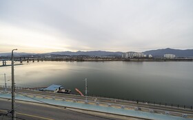 Yangpyeong River House