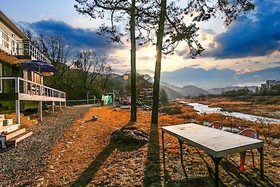 Yangpyeong San and Gang Pension