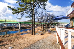 Yangpyeong San and Gang Pension
